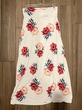 Charlotte Russe White Maxi Skirt with Pink & Red Rose Print
